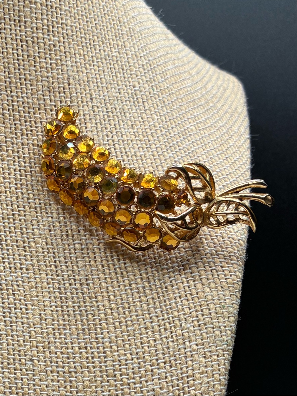 Vintage Gold-Tone Amber Crystal Cluster Pepper Brooch - Women Jewelry